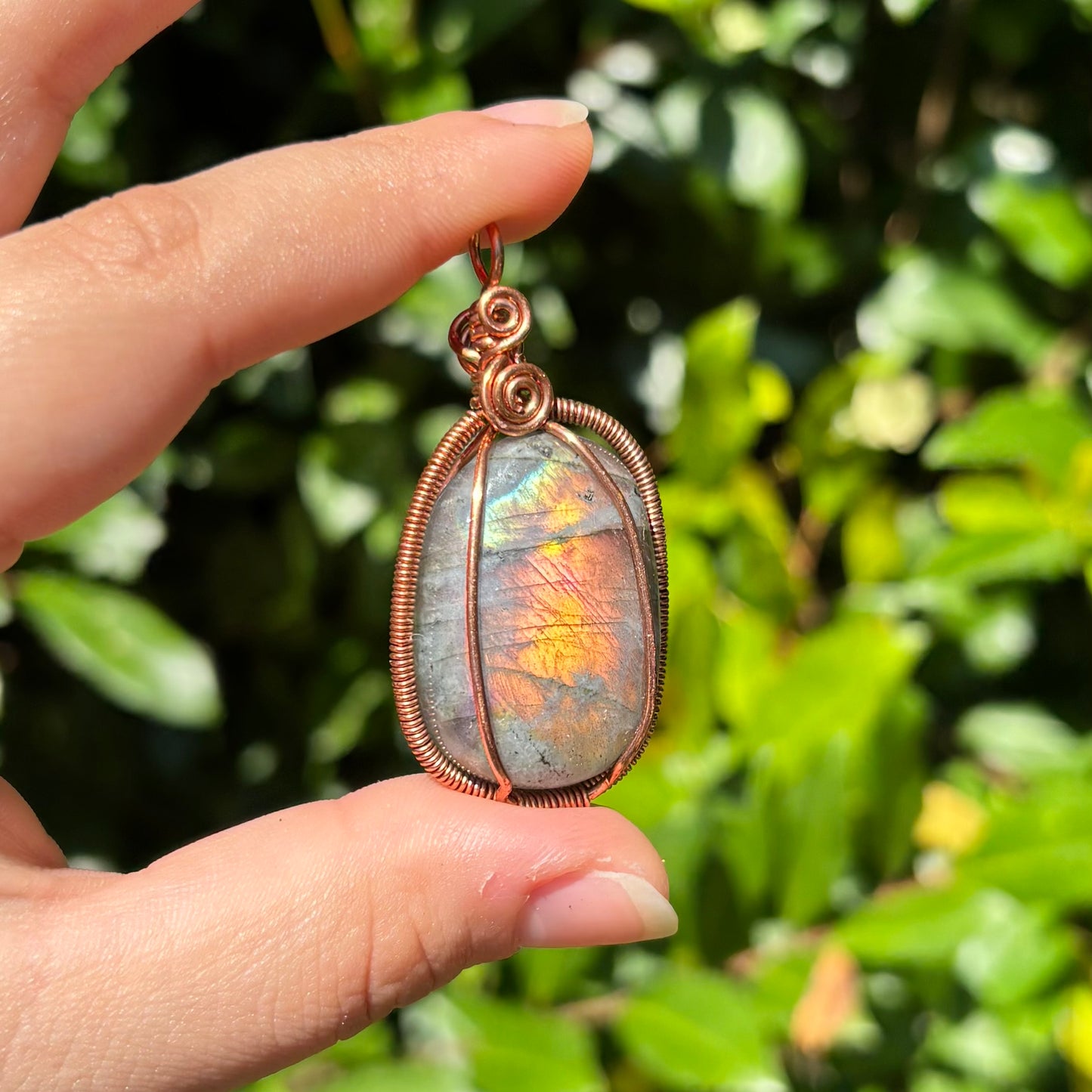 Labradorite pendant (reversible)