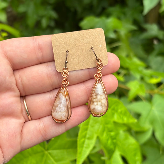 Flower agate earrings
